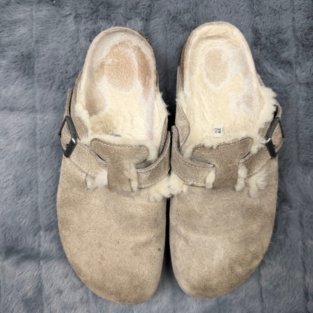 Birkenstock Boston Shearling Suede Clogs‎ Stone Coin Taupe Size 39 L8 M6 9650